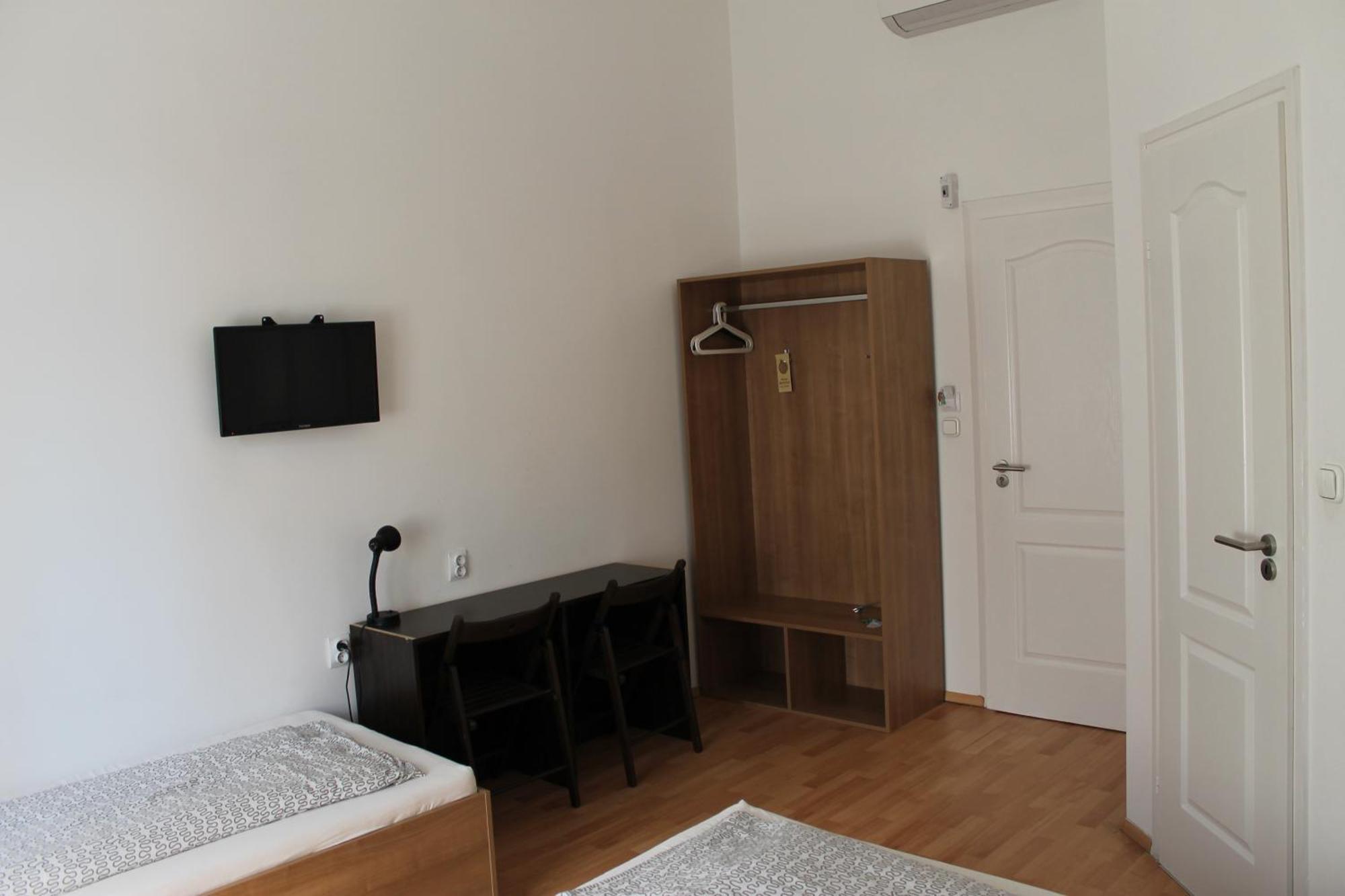 Omega 3* Budapest